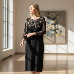 Elegant Black Dress with Floral Embroidery